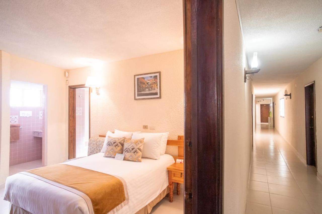 Hotel Insurgente Allende 瓜纳华托 外观 照片
